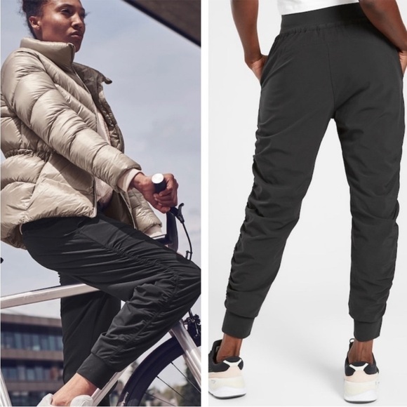 Athleta Attitude Black Jogger Yoga Workout Pants Size 6 - Picture 5 of 17